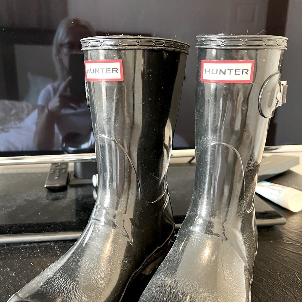 Womens size 6 hunter rain boots